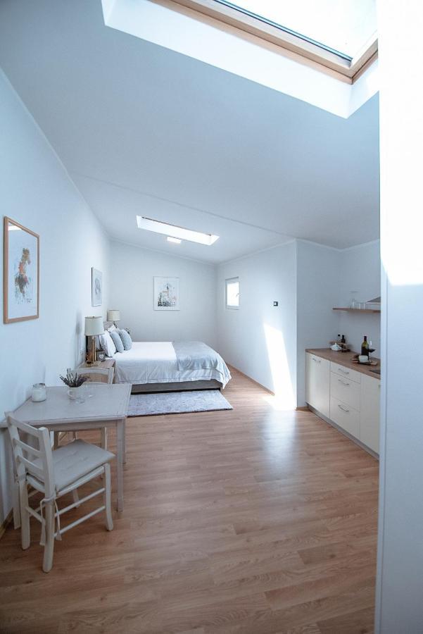 Apartment Ana - Karst Cycling Paradise Dutovlje Экстерьер фото